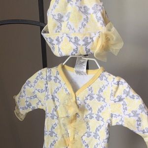 Beautiful light yellow and silver designed outfit